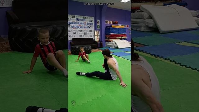 НаРодная 1-4 ГимнАсТиКа 1.08.24 ЛовКость, Сила, ГибКость и Общение. СКК "Вместе"