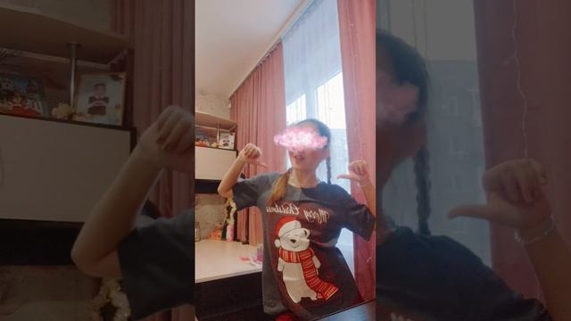 Мама спит😅😊