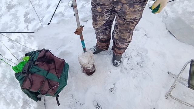 🥳🥳🥳Первая наша зимняя рыбалка🎣🎣🎣 в этом году на корюшку🐟🐟🐟декабрь 2024