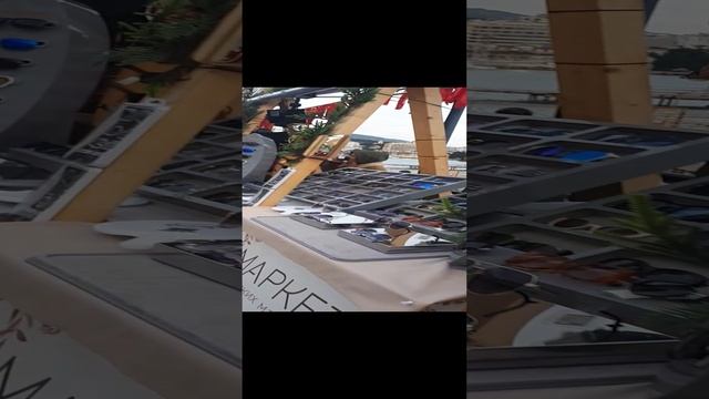 Новогодняя ярмарка в Ялте.