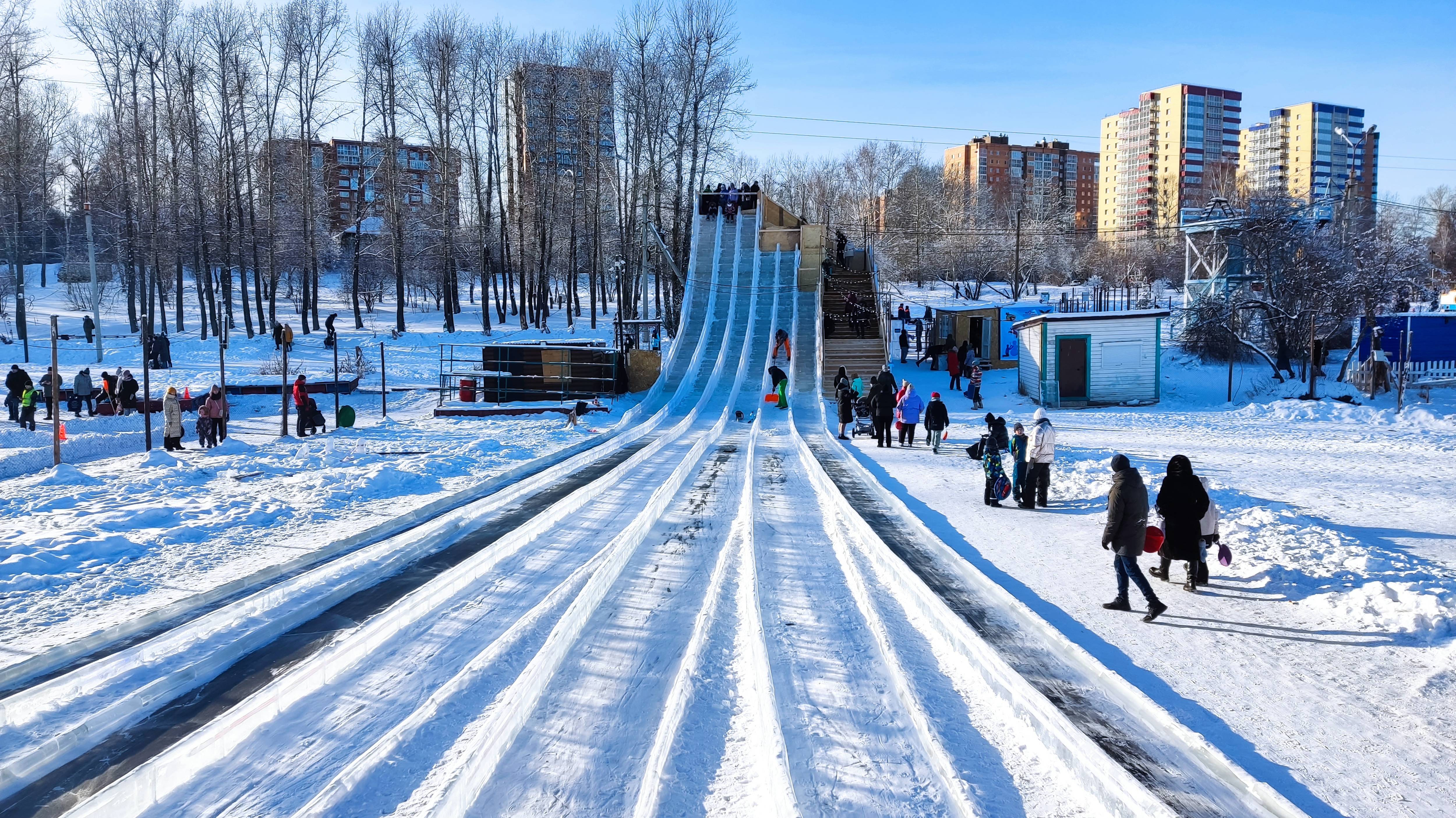 Ледяные горки в заливе Якоби.