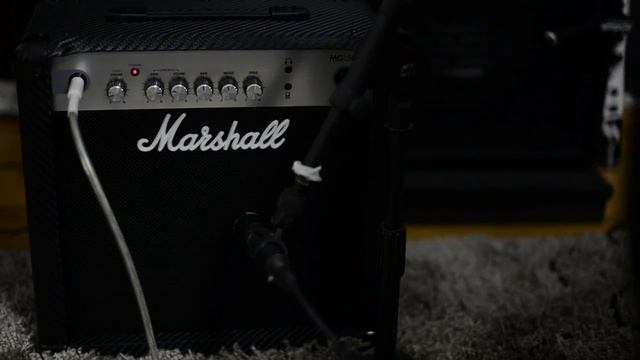 Marshall MG15 - Play through