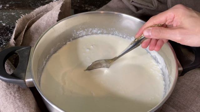 Домашний творог из магазинного и фермерского молока, очень вкусный, настоящий!