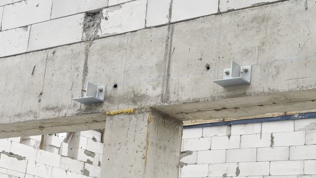 Опорные кронштейны для стропильных ферм