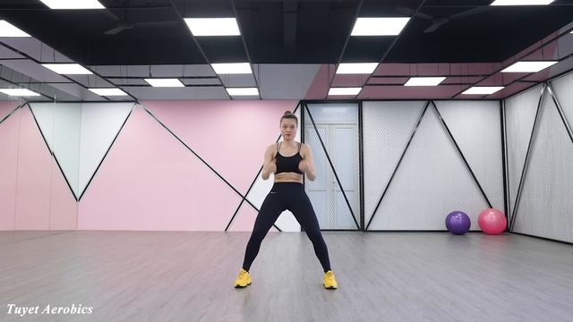 Tuyet Aerobics 220705