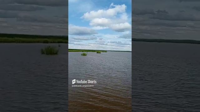 Хорошо идти на моторе, но нужно поосторожнее - вода ушла