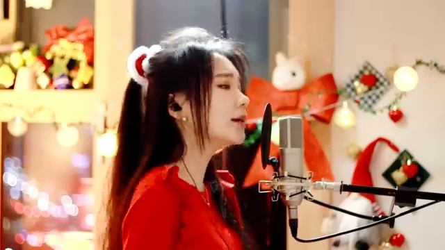 Ariana Grande - Santa Tell Me ( cover by J.Fla )