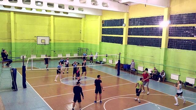 Мощная подача от Майера Сергея!