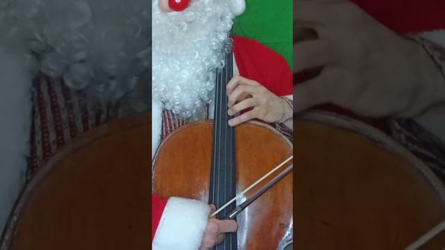 GENTLKID ДЕД МОРОЗ ИГРАЕТ НА ВИОЛОНЧЕЛИ 🎄🧑🎄