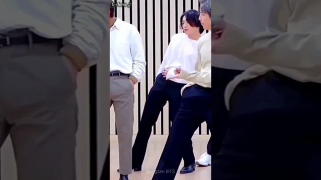 ❤️ BTS - Советы Тристана (Собака на Сене).mp4
