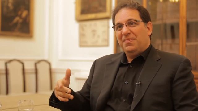 Как Живет Самый Известный и Разыскиваемый Хакер в Мире - Кевин Митник