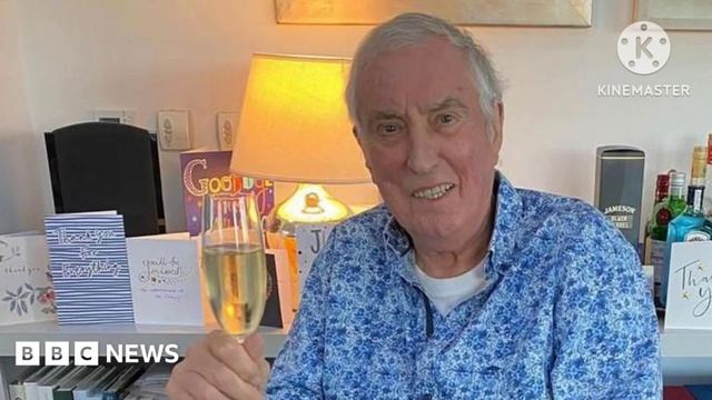 Johnnie Walker remembered as 'broadcasting legend'