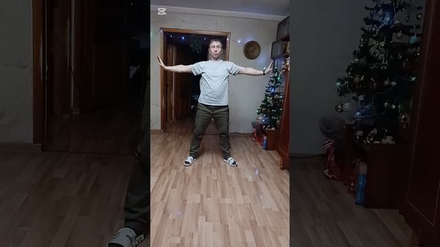 1000001994.mp4 комлекс ЦИГУН.  руки плавают. глаза не видят. дыхание расслаблено. глаза сосредоточен