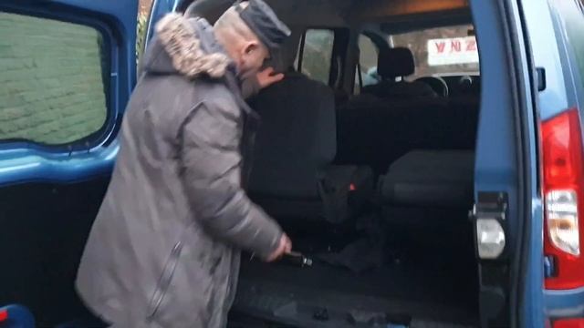 Авто из Германии Mercedes-Benz Citan принимает лично заказчик из США от VNZ AUTO.
