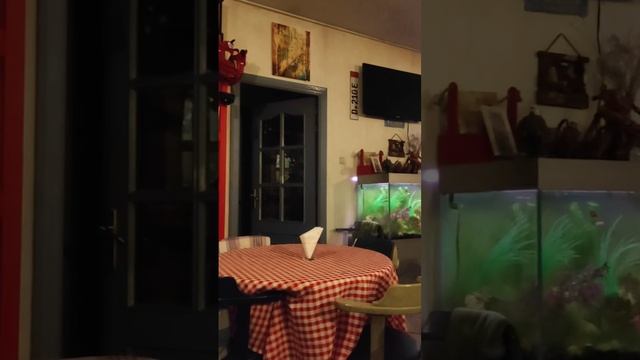 уютное кафе