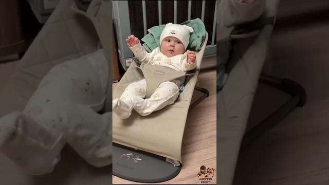 ПЕРВАЯ РЕАКЦИЯ ЩЕНКА на РЕБЕНКА