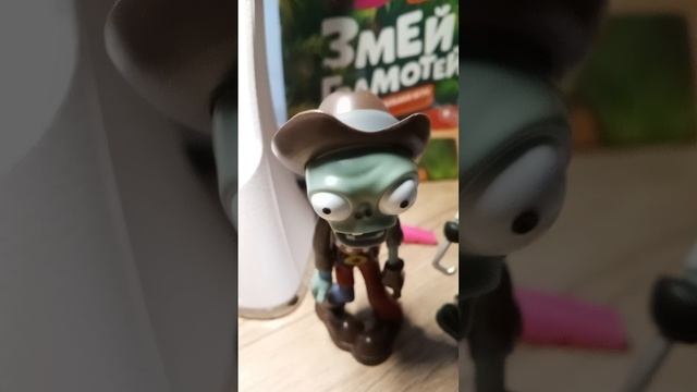 обзор на игрушки из пвз