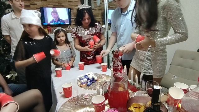 Игра "Копытца" 01.01.25.