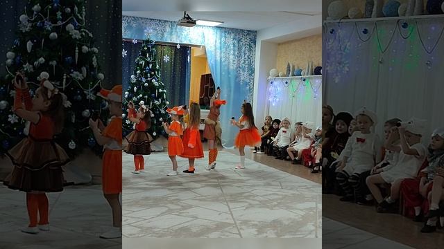 Новогодний утренник. Внучка. 24.12.2024
