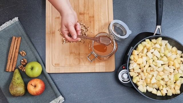 Cinnamon Apples Strudel - Fantastic Dessert