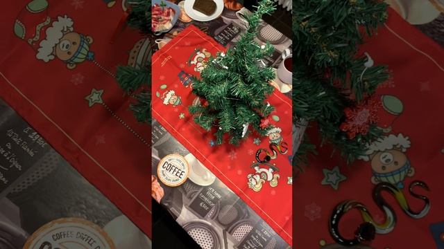 С наступившим!🎄🍾🥂🥰 Всего самого наилучшего!Крепкого здоровья,семейного тепла,благополучия,любви