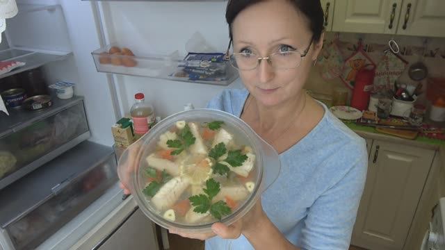Готовлю к Новому Году. Салат сельдь под шубой, с кальмарами, крабовый, фасолевый...