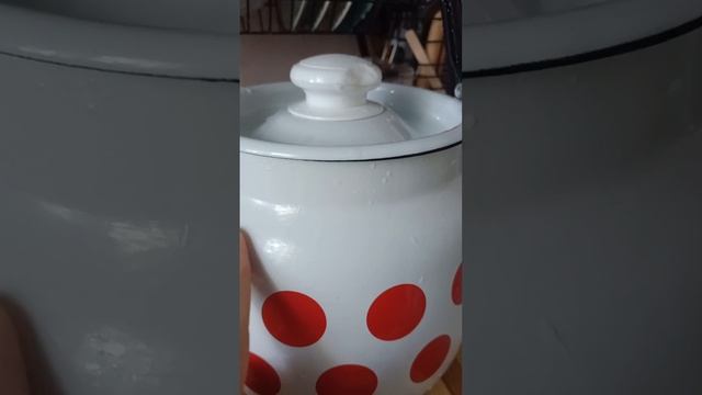 легкая чистка чайника содой