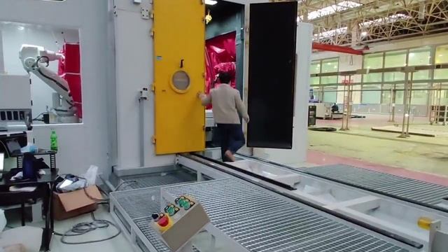 Дробеструйная камера роботизированная для упрочнения авиационных и сложных компонент