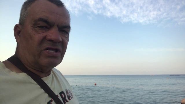 Утренняя рыбалка с пирса. Приятности морской рыбалки...