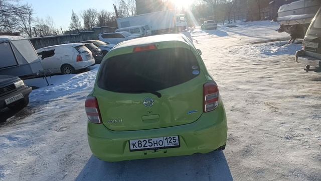Ниссан Марч 2010