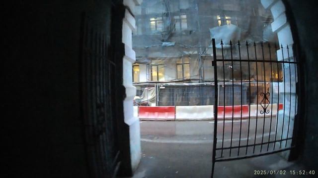 Арбатская подворотня.