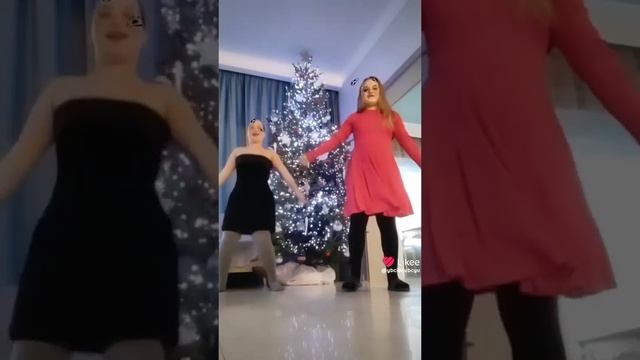 Like_7453010622003126225.mp4