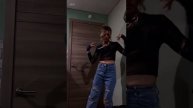 те самые 5 минут в ожидании такси перед клубом) девочки поймут
