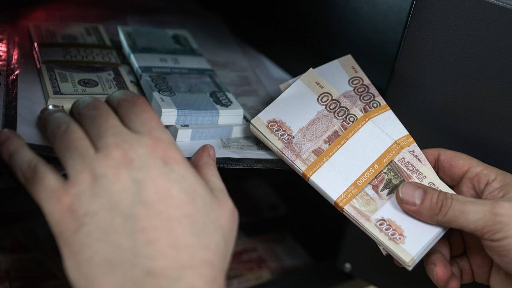 Названы наиболее прибыльные вложения денег в 2025 году