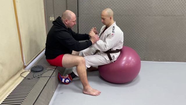 мы обсуждаем виды захвата в арб
делаем в состоянии релакс