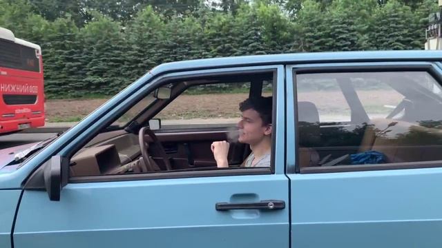Мальчик на девятке)