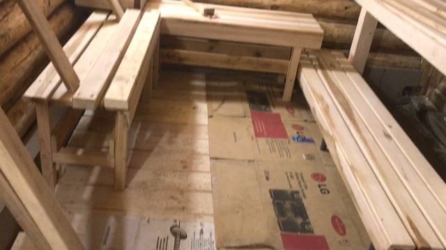 Баньку подшаманили. Перед Новым Годом малость подшаманили баньку. Получилось вроде ничего.