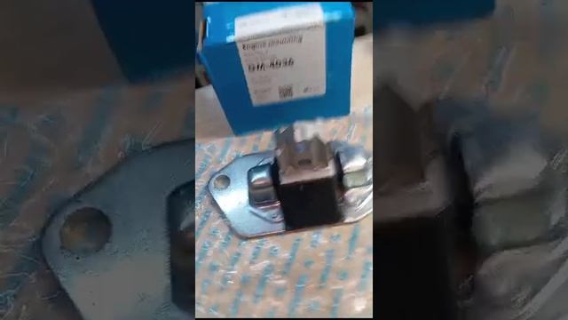 Опора двигателя правая Volvo S60, S80, V70, XC90