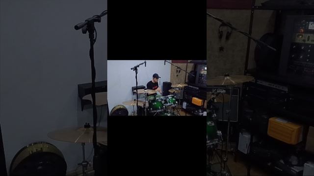 Наталья Валевская - Новогодние игрушки(drum cover)