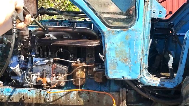 Мойка ДвигателяТрактора Т-40 после Зимы.