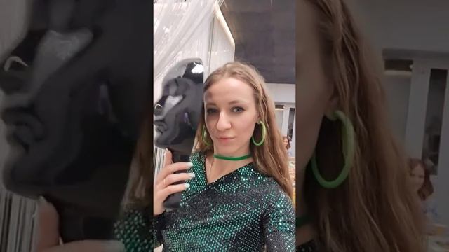 1000424715.mp4