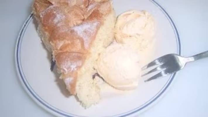 Шарлотка с ревенем