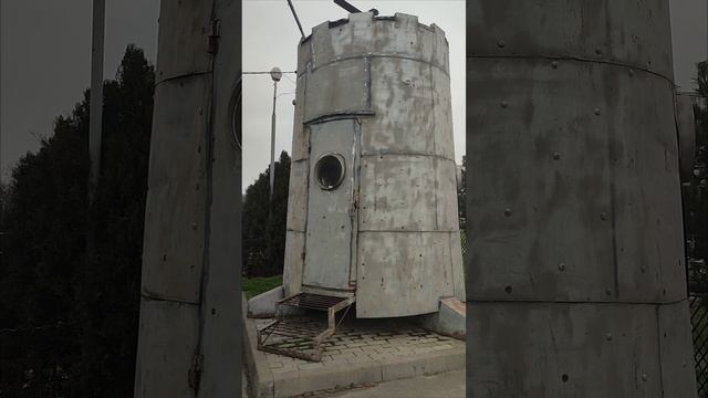 Пепелац из фильма "Кин-дза-дза" в Анапе