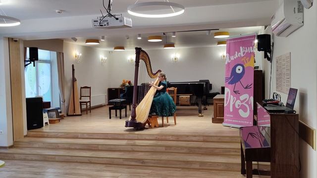 Галиахметова Ранэлия, арфа, 7 лет. Скайла Канга “Дом с привидениями".