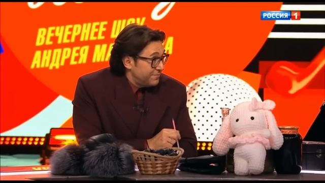Певец lonov поразил студию программы «Песни от всей души» своим исполнением песни Любимые цветы