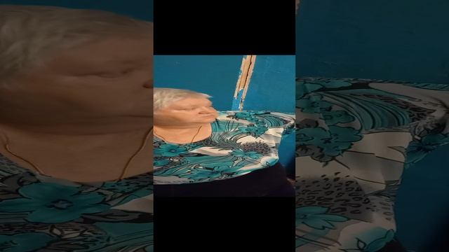 Лариса очень рада ,,привезла Б.Фрося диван!!!!