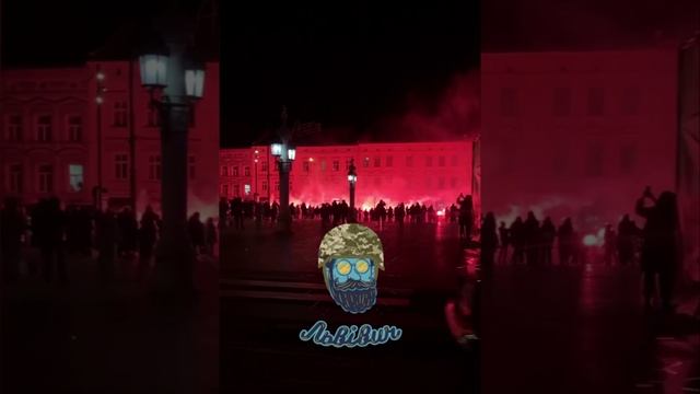 ⚡️Во Львове нацисты проводят факельное шествие в честь дня рождения пособника Гитлера #2