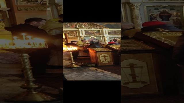 1000142319.mp4 Причащение Святых Христовых Тайн в праздник Святителя Спиридона Тримифунтского