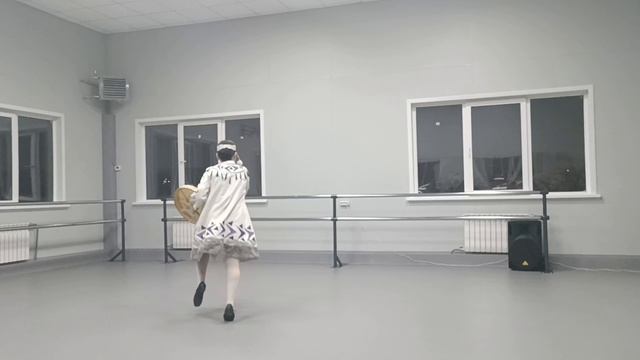 6. Танцевальный этюд с предметом