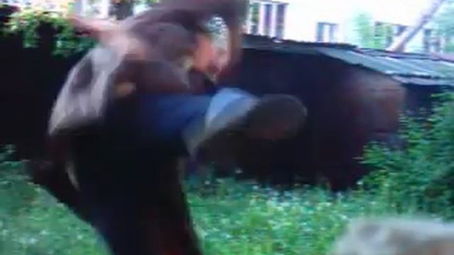Моё первое видео))) Скинул доброжелатель) Где нарыл хуй знает)))
